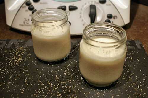 Semoule au lait à l'extrait d'orange au thermomix, préparée en 5 minutes.