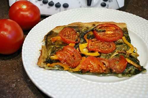 Tarte tomates épinards (coca espagnole) au thermomix, préparée en 10 minutes.