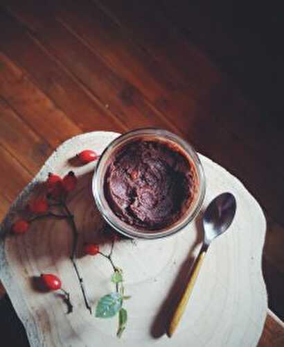 Pâte à tartiner chocolat-noisettes - Recettes végétariennes faciles - On mange quoi Violette