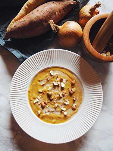 Soupe à la patate douce, au panais et noisettes - Recettes végétariennes faciles