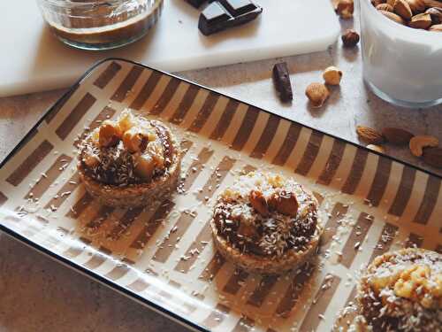 Tarte crue à la poire, au chocolat et à la noix de coco sans gluten, vegan - Recettes végétariennes faciles