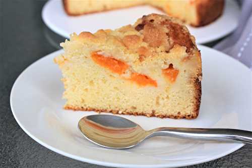 Crumble cake aux abricots