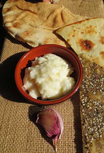 Crème d'Ail (Toum Libanais) | Je cuisine donc je suis