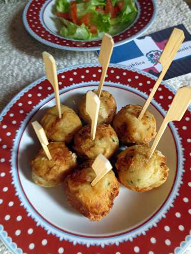 Picaderas Dominicanas / Bollitos de Yuca con Queso (Boulettes de Manioc Farcies de Fromage) | Je cuisine donc je suis