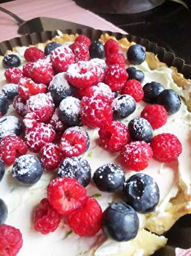 Tarte au Mascarpone & aux Fruits des Bois | Je cuisine donc je suis