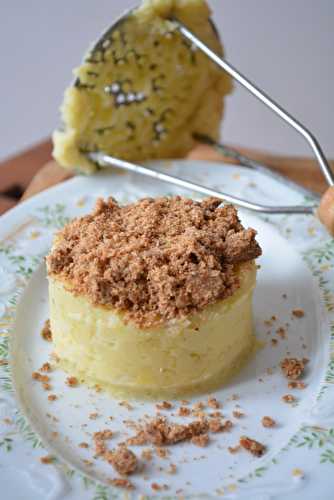 Purée pomme de terre - céleri rave et son crumble noix