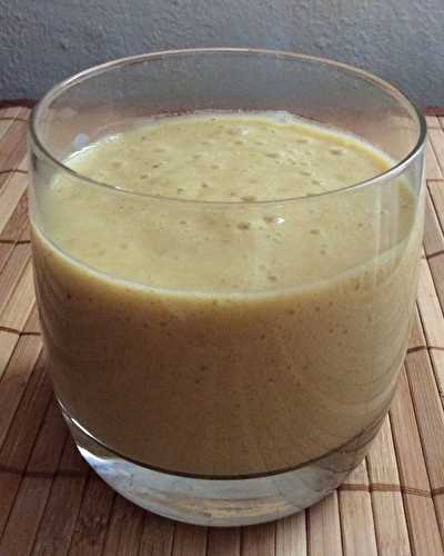 Smoothie banane orange figue sèche