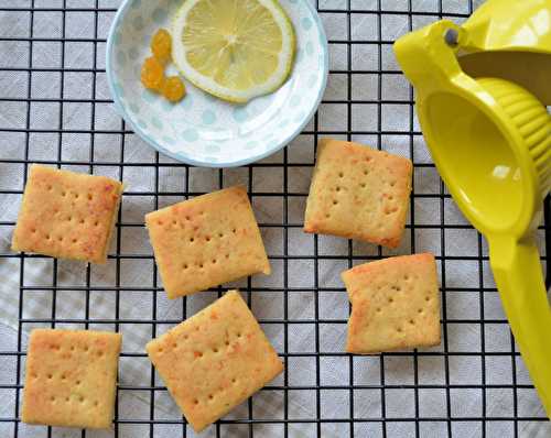 Biscuits sablés à la farine de maïs, à l'huile d'olive et au citron