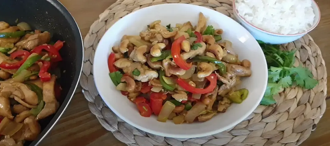 Poulet noix de cajou : Un classique de la cuisine asiatique