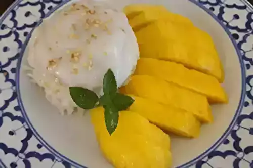 Mangue lait de coco riz collant 