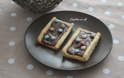 Biscuits sablés au chocolat et smarties façon M&M’s biscuit au thermomix ou sans