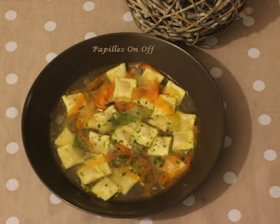 Bouillon de légumes aux ravioles