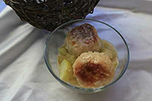 Boulettes de dinde au curry et leurs courgettes à la crème