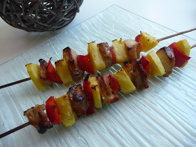 Brochettes de dinde marinées au miel, à l’ananas et au poivron