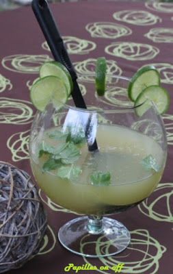 Cocktail cubain sans alcool (ananas, limonade, menthe, sirop de rhum) au thermomix ou sans