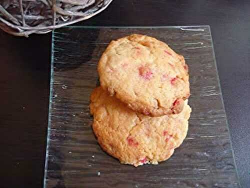 Cookies au chocolat blanc et pralines roses au thermomix ou sans