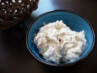 Dip ricotta, tomates séchées, basilic