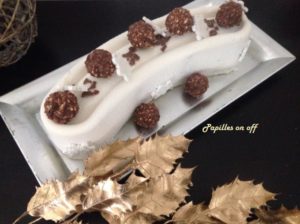 Entremets ou Bûche chocolat blanc-amandes, insert praliné au thermomix ou sans