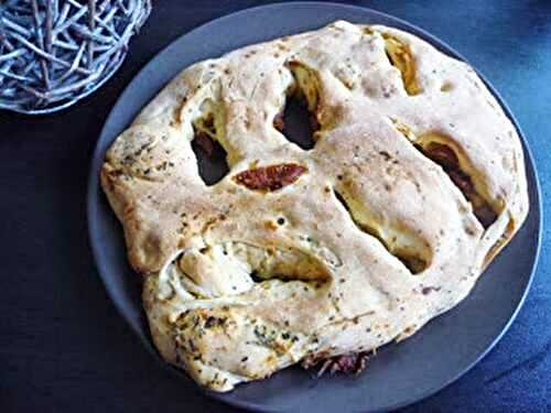 Fougasse aux tomates séchées, basilic et huile de noix (au thermomix ou en MAP)