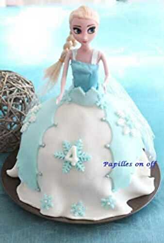 Gâteau poupée Elsa / Reine des Neiges (gâteau carambar sans oeuf) – Sweet Table Anniversaire Reine des neiges