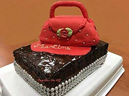 Gâteau sac à main en pâte à sucre : gâteau à la crème de moka et gâteau au chocolat, au thermomix ou sans