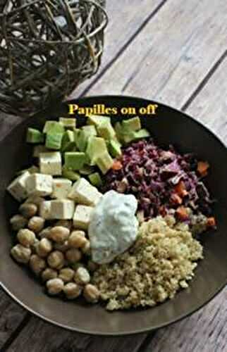 Healthy bowl (quinoa, pois chiches, avocat, etc) – IG bas