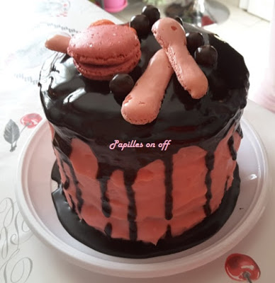 Layer cake à la fraise au thermomix ou sans – Sweet Table Alice au pays des merveilles de « Non anniversaire »