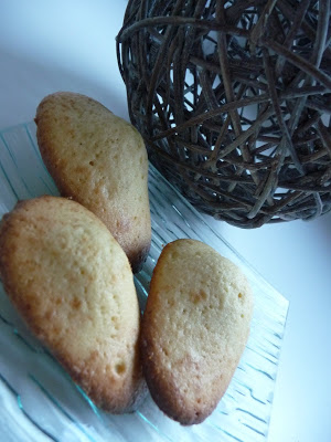 Madeleines à la crème de nougat blanc