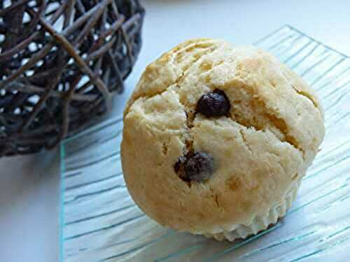 Mandises ou muffins vanille, pépites de chocolat et cœur de nutella