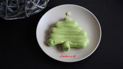 Meringues en forme de sapins de Noël au thermomix ou sans