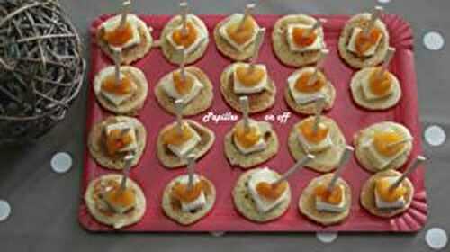 Mini blinis brie/abricot sec et mini blinis concombre/fromage frais au thermomix ou sans