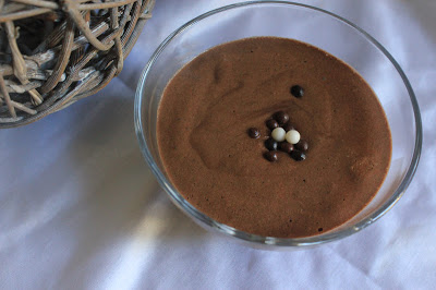 Mousse au chocolat légère au thermomix ou sans