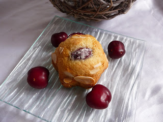 Muffins aux cerises et amandes au thermomix ou sans