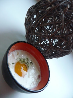 Oeufs cocotte au saumon et à l’aneth