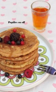 Pancakes à la farine de petit épeautre et lait d’amandes – IG bas – au thermomix ou sans