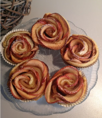 Roses feuilletées aux pommes au thermomix ou sans