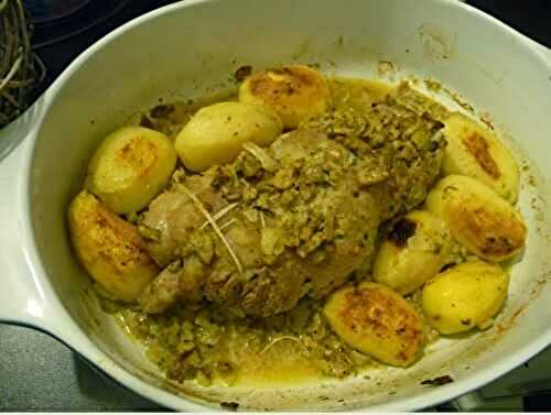 Rôti de veau farci aux champignons et ses pommes de terre