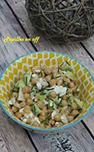 Salade de pois chiches, avocat et feta