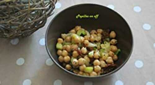 Salade tiède de pois chiches aux courgettes et tomates séchées