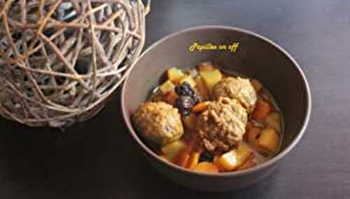 Tajine de boulettes de boeuf aux carottes, pommes de terre et figues