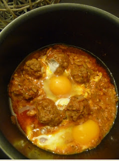 Tajine de kefta aux œufs