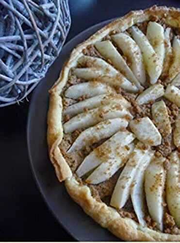 Tarte noisettes, poires et spéculoos au thermomix ou sans