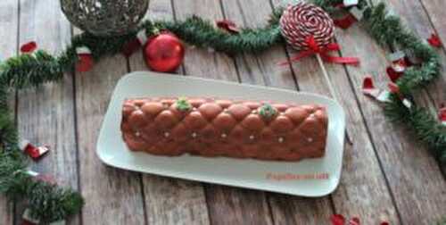 Bûche de Noël mousse vanille, insert crémeux caramel, caramel coulant et pépites de noisettes caramélisées au thermomix ou sans