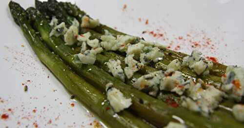 Asperges Vertes vinaigrette et Fourme d'Ambert