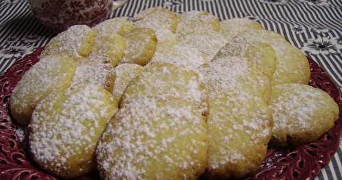 Biscuits croquants moelleux à la noix de coco