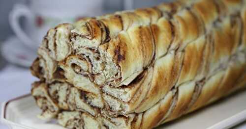 Brioche toute en spirales au chocolat