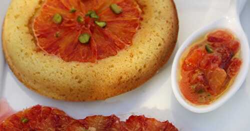 Gâteau à la farine de maïs et sa vinaigrette d'oranges sanguines