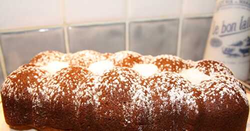 Gâteau au miel, pavot et à la noix de coco