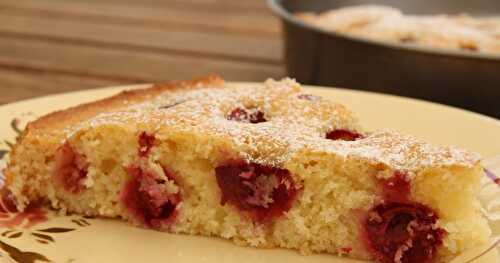 Gâteau aux Griottes et à la Noix de Coco