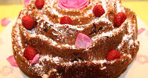 Gâteau Moelleux aux Framboises et à la Rose